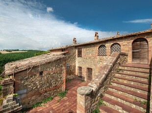 Rustico / casale di 350 mq a Montepulciano