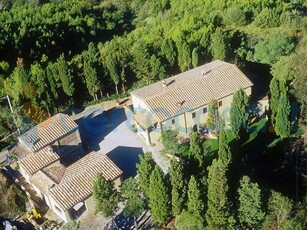 Rustico casale in vendita a Volterra