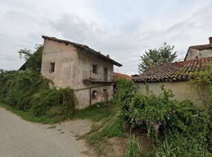 Rustico in Vendita a Rocca de' Baldi via Regina Elena