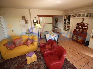 Villa a schiera in ottime condizioni, in vendita in Via Amendola 22b, Giulianova