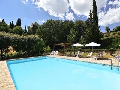 Casa vacanze vicino a Siena (6km), nel Chianti, piscina e terazza, Wi-fi, A\/C
