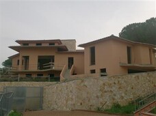 Villa in buono stato di 380 mq. a Antignano