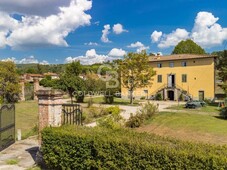Villa in vendita a Lucca via delle gavine, 1200