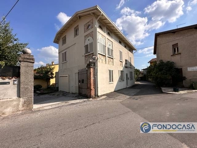 Casa indipendente con box, Cazzago San Martino bornato