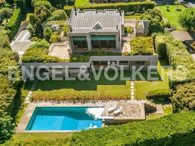 Prestigiosa villa di 625 mq in vendita Lipomo, Italia