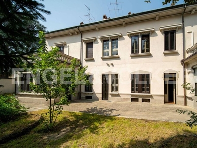 Prestigiosa villa in vendita Via Aspromonte, 1, Busto Arsizio, Lombardia