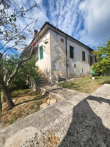 Appartamento in vendita a Chiusdino Siena