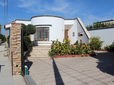 Villa in vendita a Mazara Del Vallo Trapani Tonnarella