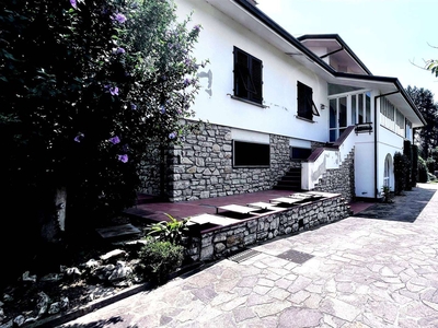 Villa in vendita a Uzzano Pistoia Torricchio
