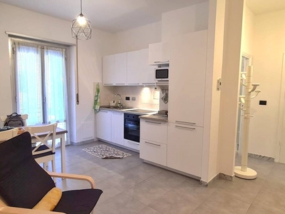 Appartamento in Vendita a Genova, zona Sampierdarena, 109'000€, 67 m²