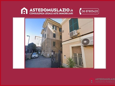 Appartamento in Vendita a Roma Via Luigi Ferdinando Marsigli