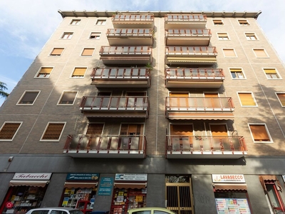 Appartamento in Vendita in Via Arganini 26 a Milano