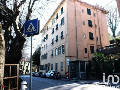 Appartamento in Vendita in Via Carso a Genova