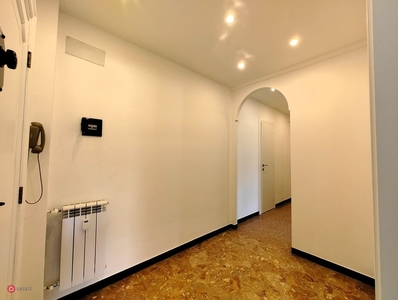 Appartamento in Vendita in Via Luigi Gherzi 18 a Genova