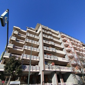 Appartamento in Vendita in Via Ventimiglia 162 a Torino