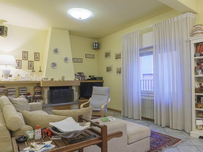 Appartamento indipendente in vendita a Montecatini Terme Pistoia Centro