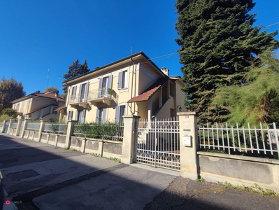 Casa Bi/Trifamiliare in Vendita in Via Paolo Sarpi 114 a Torino