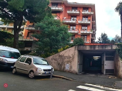 Garage/Posto auto in Vendita in Viale Giorgio Modugno 11 a Genova