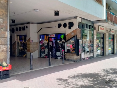 Immobile commerciale in Affitto a Roma, 750€, 42 m²