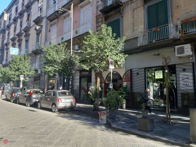 Negozio/Locale commerciale in Vendita in Via Duomo 121 a Napoli