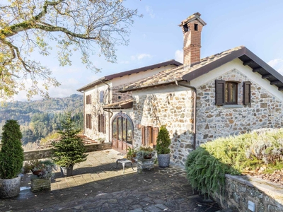 Villa in vendita a Bagnone Massa Carrara