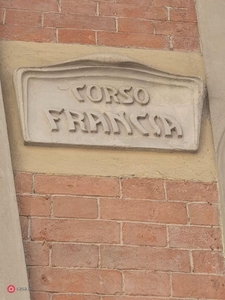 Ufficio in Vendita in Corso Francia 91 a Torino