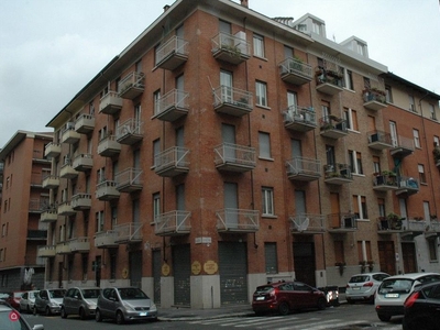 Ufficio in Vendita in Via Privata Domenico Tibone a Torino