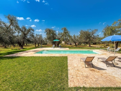 2770 Uliveto Valeria - Trullo Melograno by Perle di Puglia