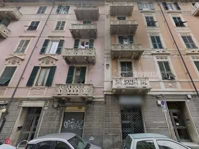Appartamento in Vendita in Via Camillo Benso Cavour 7 a Savona