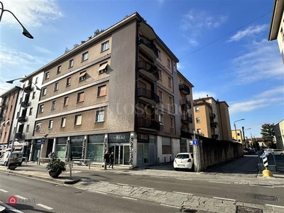 Appartamento in Vendita in Via Cremona a Brescia