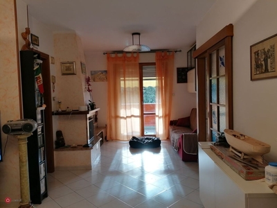 Appartamento in Vendita in Via Filattiera 54033 a Carrara