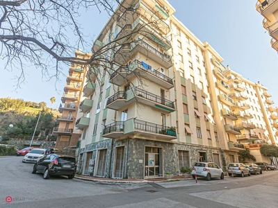 Appartamento in Vendita in Via Laviosa 39 a Genova