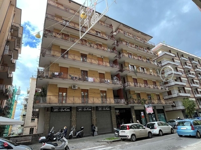 Appartamento in Vendita in Via Luigi Guercio 58 a Salerno