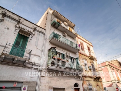 Appartamento in Vendita in Via Nettuno 20 a Taranto