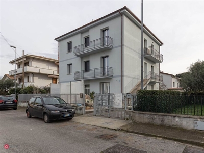 Appartamento in Vendita in Via Nicola Pistelli 7 a Cascina