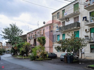Appartamento in Vendita in Via Puglia 44 a Catania