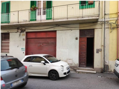 Appartamento in Vendita in Via Salvatore Navarra a Messina