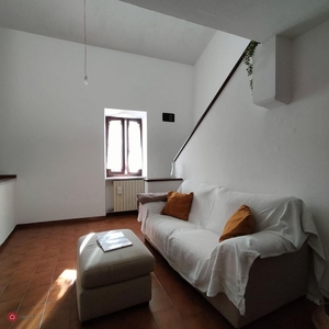 Appartamento in Vendita in Via San Piero a Carrara
