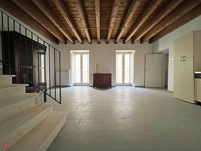 Appartamento in Vendita in Via Santa Giusta a L'Aquila