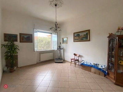 Appartamento in Vendita in Viale Giosuè Carducci 68 a Livorno