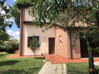 Casa Bi/Trifamiliare in Vendita in Strada della Torre a Perugia