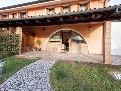 Casa Bi/Trifamiliare in Vendita in Via Vicenza a Costabissara