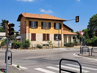Casa indipendente in Vendita in Viale Lodi a Pavia