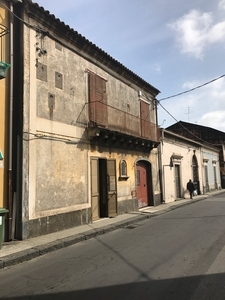 Casa indipendente in via Vittorio Emanuele - Viagrande