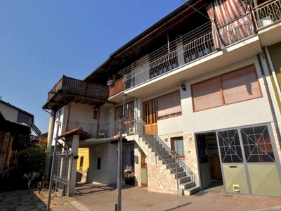 Casa semindipendente in vendita a Castellamonte, Muriaglio