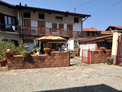 Casa semindipendente in vendita a Torre Canavese