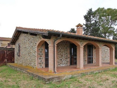 Affascinante Casale in Pietra in Vendita a Scarlino, Toscana