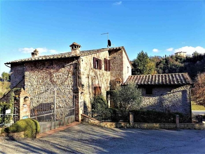 Charming Stone Farmhouse with Swimming Pool for Sale in Piegaro, Umbria