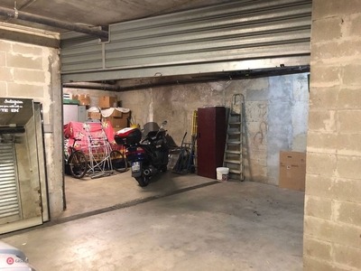 Garage/Posto auto in Vendita in Via Italia a Settimo Torinese