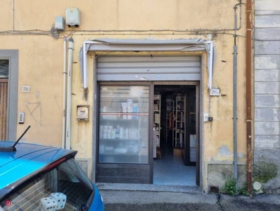 Negozio/Locale commerciale in Vendita in Via della Chimera 24 a a Arezzo